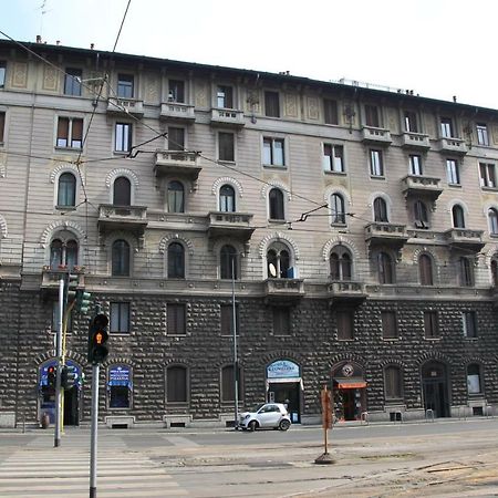דירות מילאנו Viale Lunigiana - Penthouse - 6 People מראה חיצוני תמונה